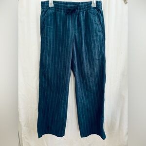L.L. Bean favorite fit: on pants size 8 petite/ striped/ 4 pockets